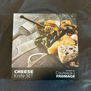 Cheese knife set- never used; never opened
